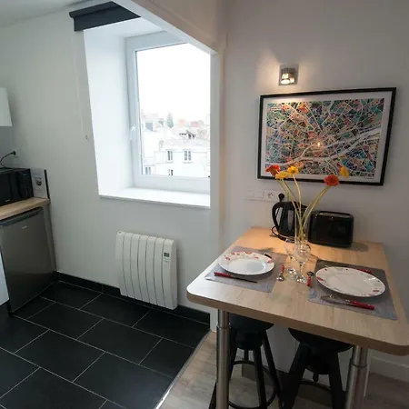 Studio Belle Vue,parking Prive Gratuit דירה